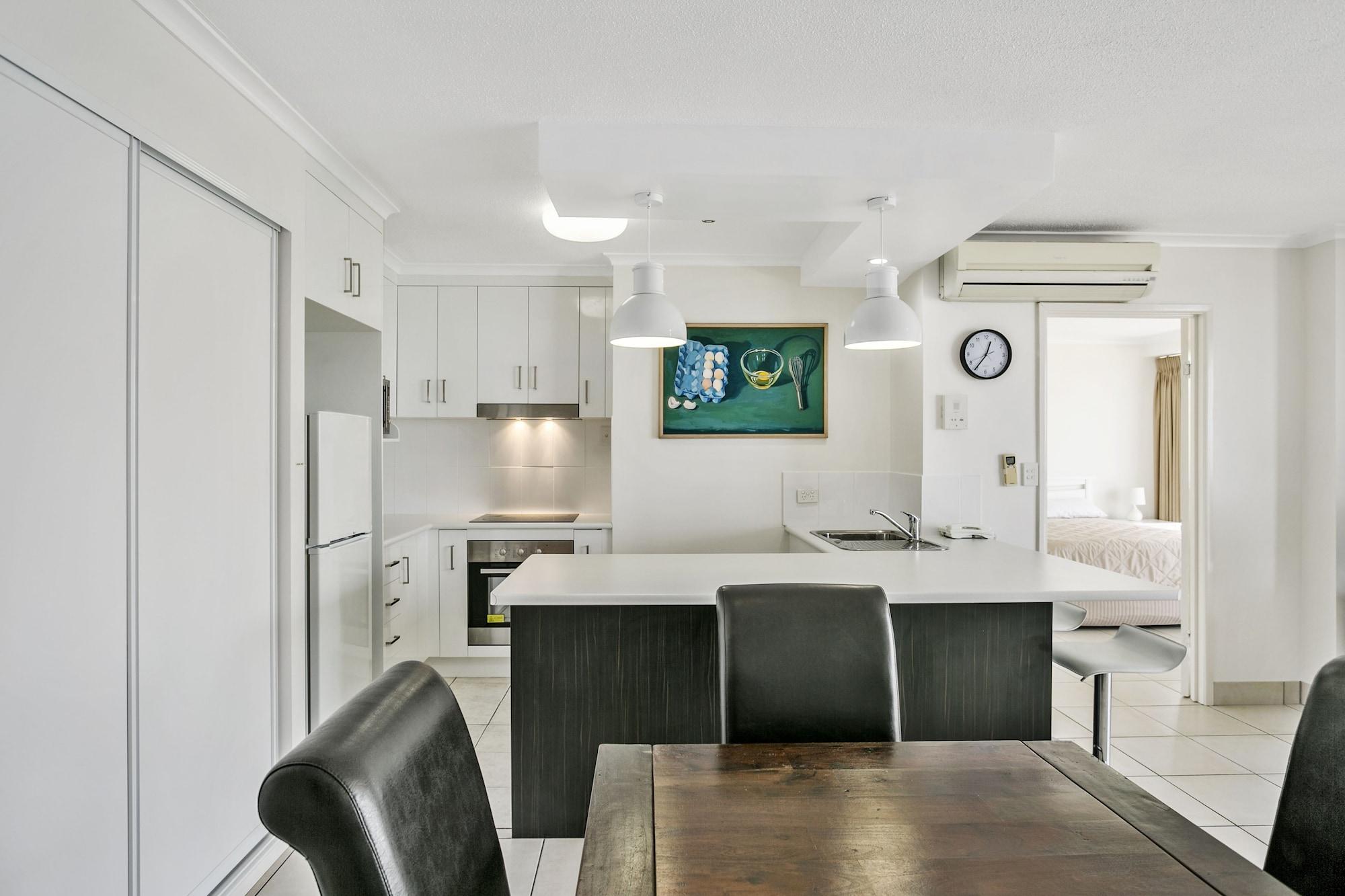 Surfers Beachside Holiday Apartments Gold Coast Exterior photo